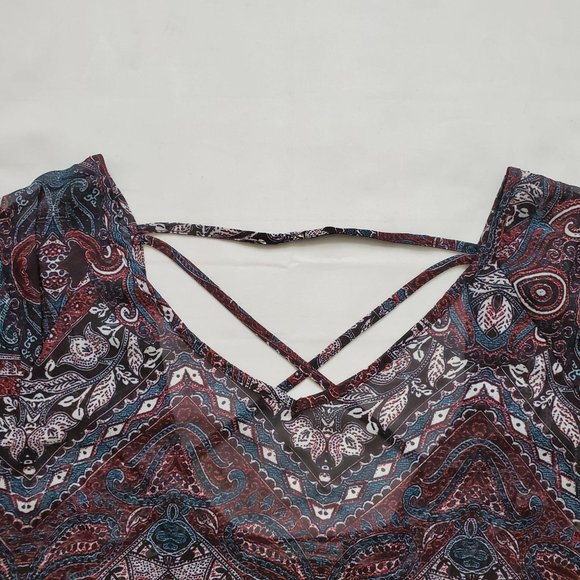 Maurices Women’s 3/4 Sleeve Lattice Back Tunic Blouse Burgundy/Teal Size Large - Picture 7 of 14